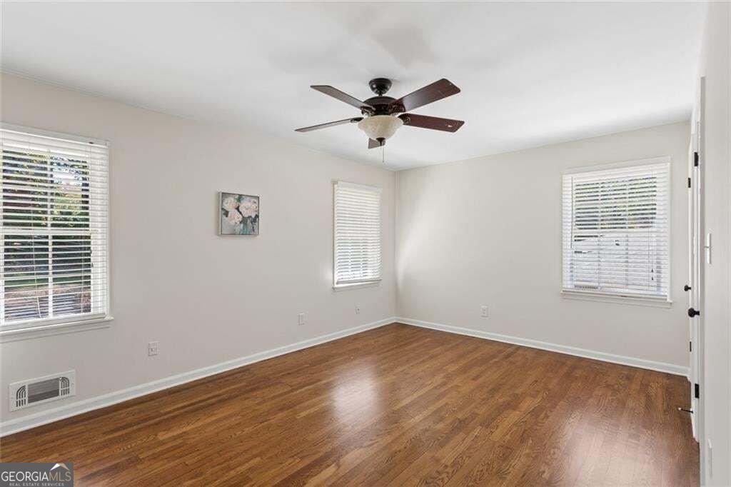 3060 Greenwood Trail Se Property Photo 26