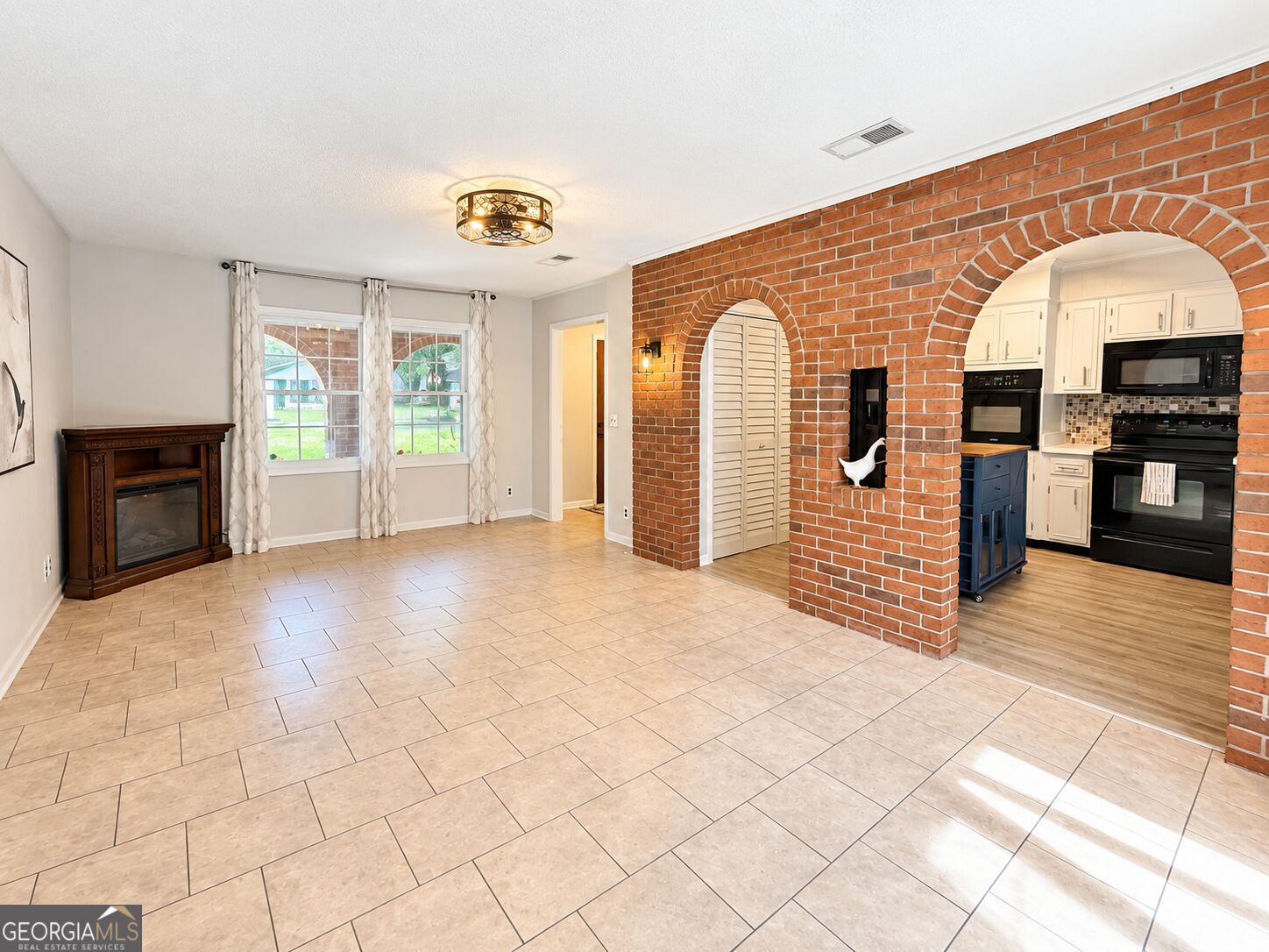 132 Belle Point Parkway Property Photo 15