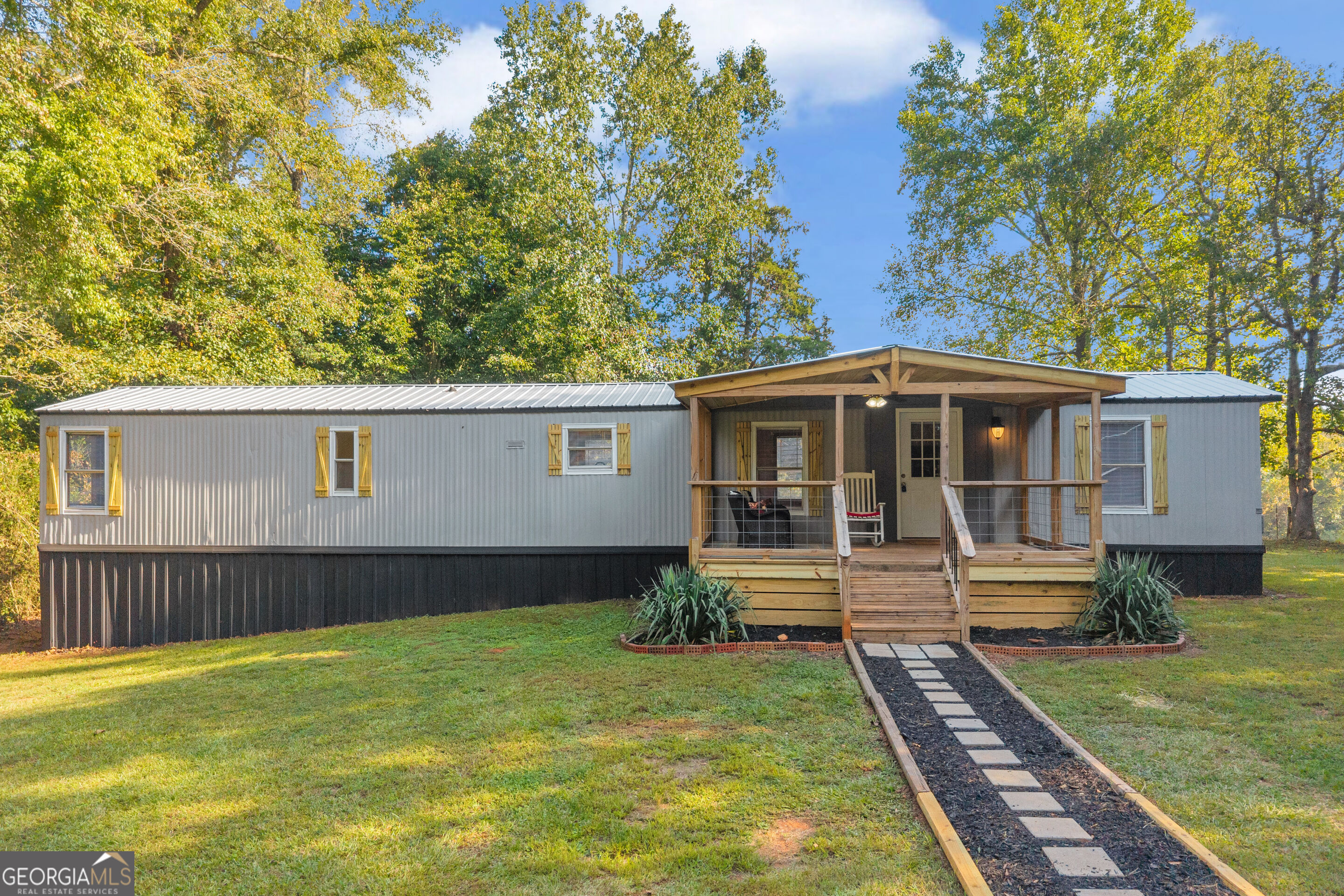 367 Griffin Road Property Photo 1