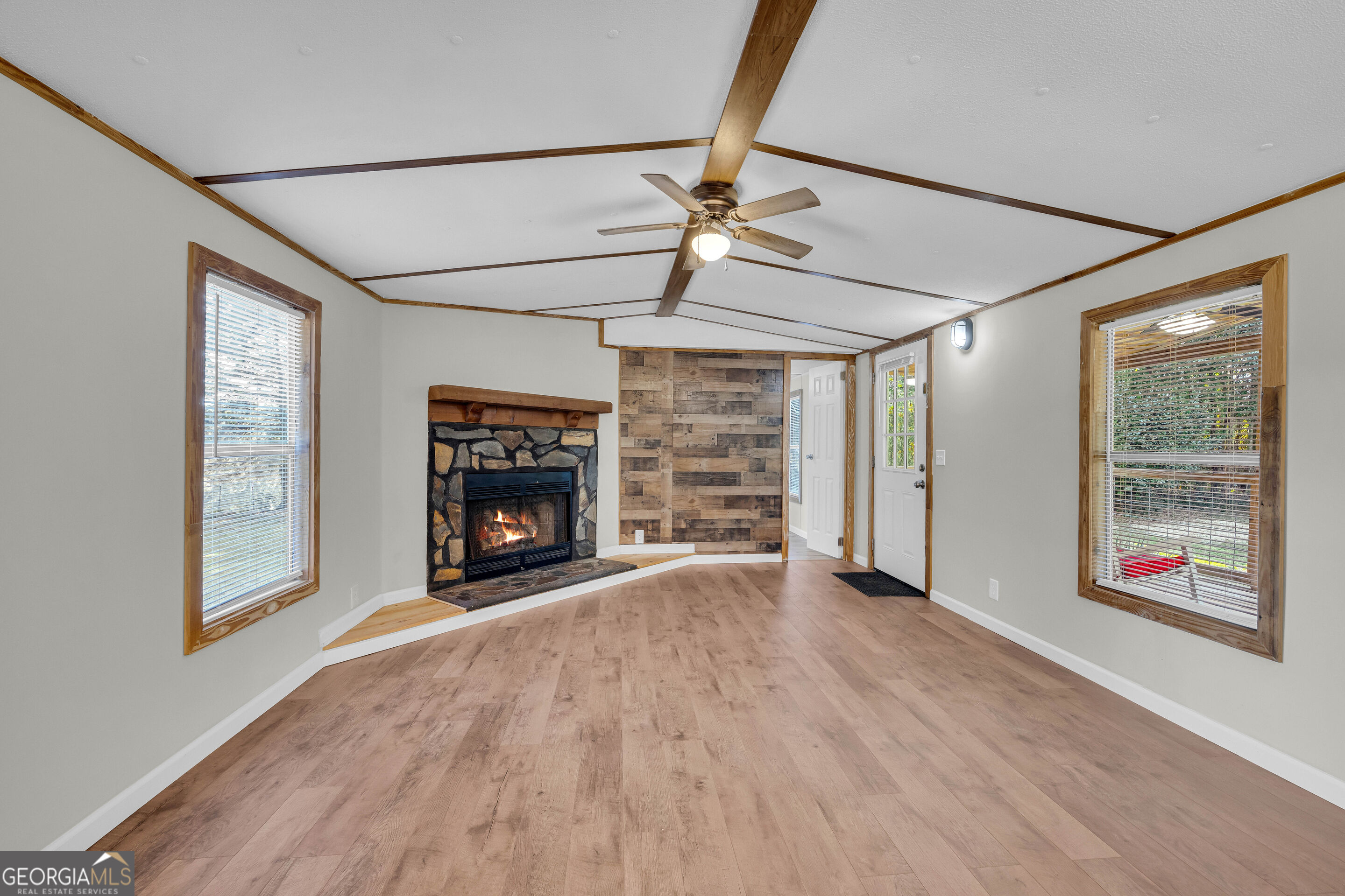367 Griffin Road Property Photo 39