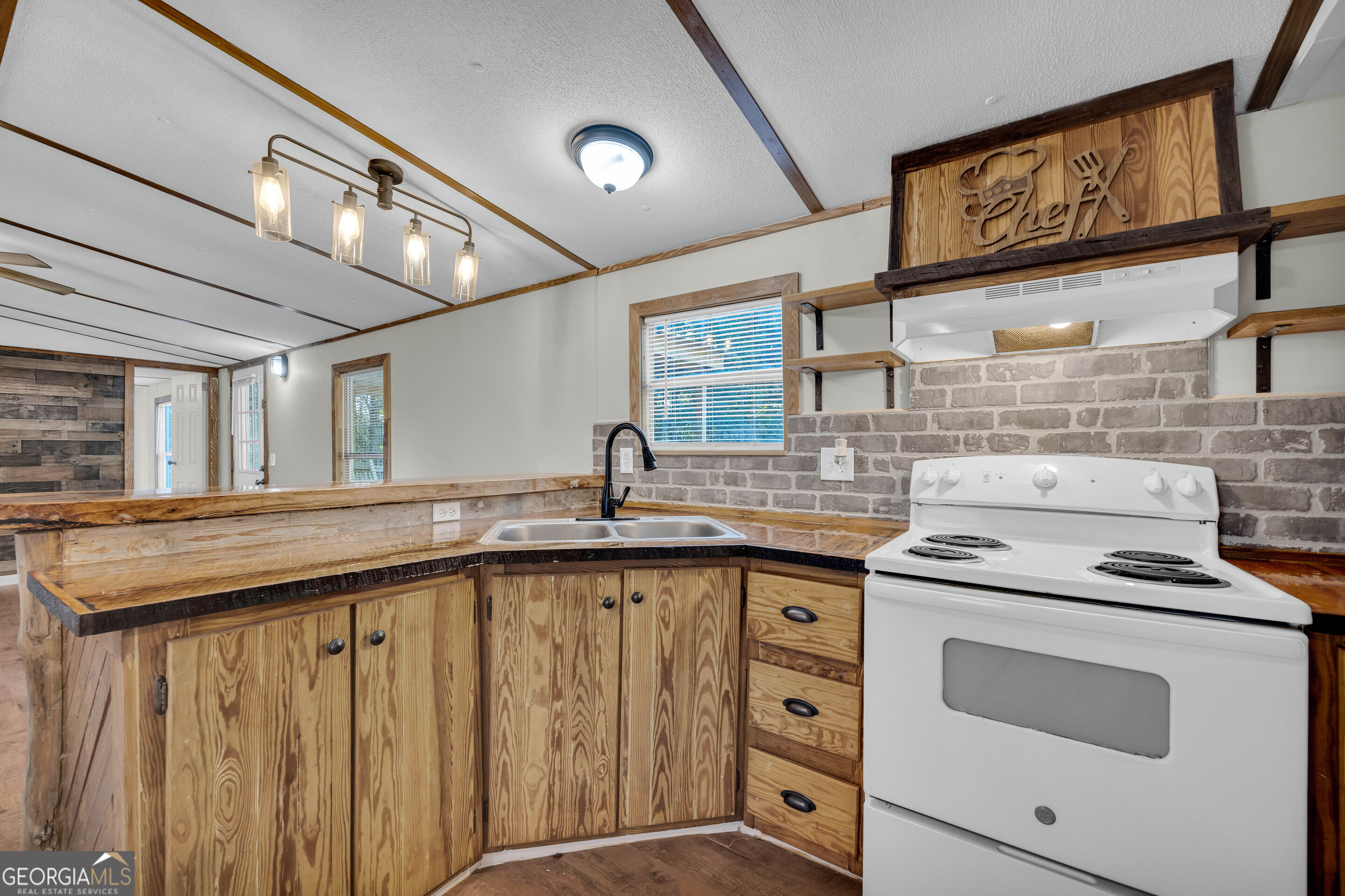 367 Griffin Road Property Photo 43