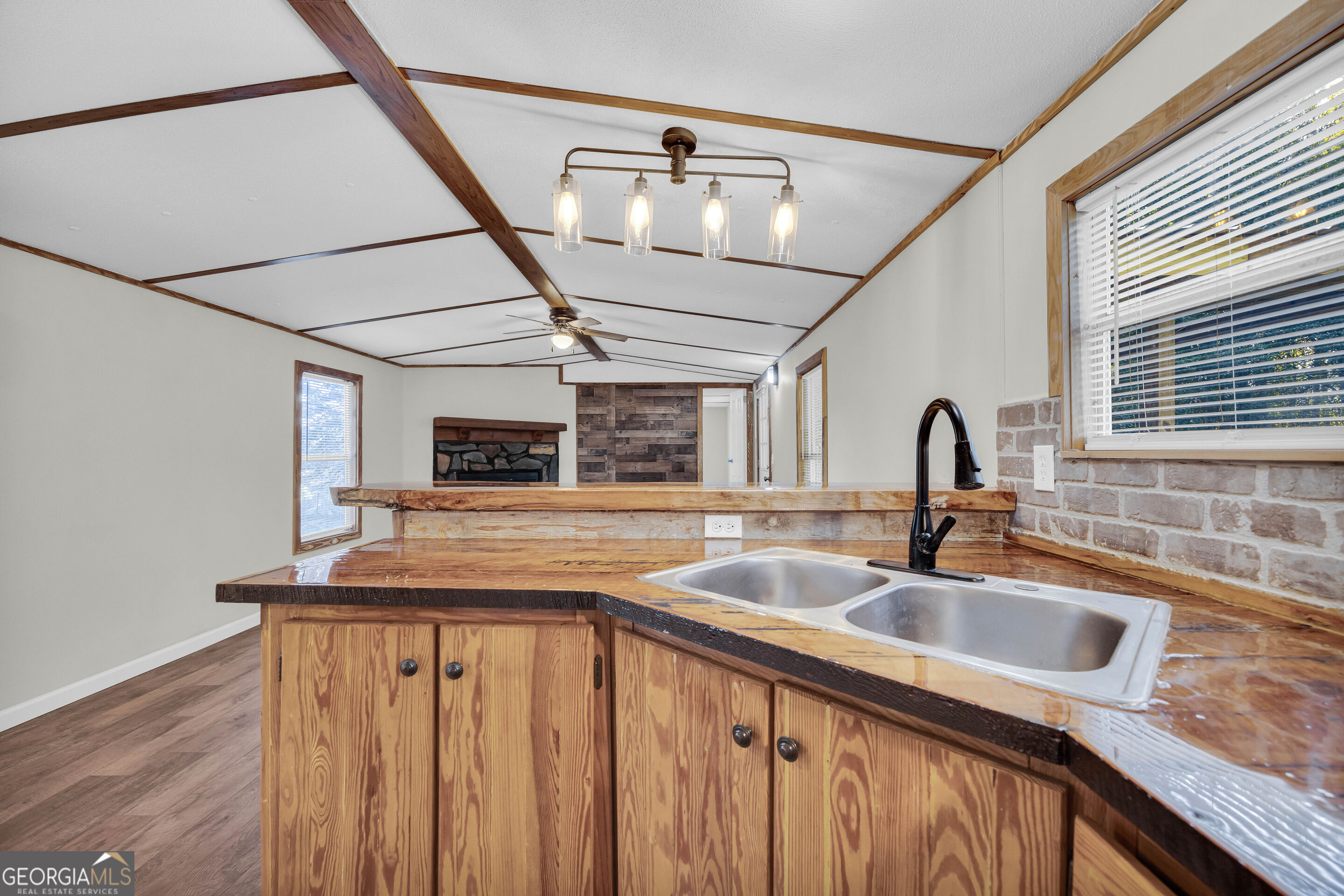 367 Griffin Road Property Photo 44