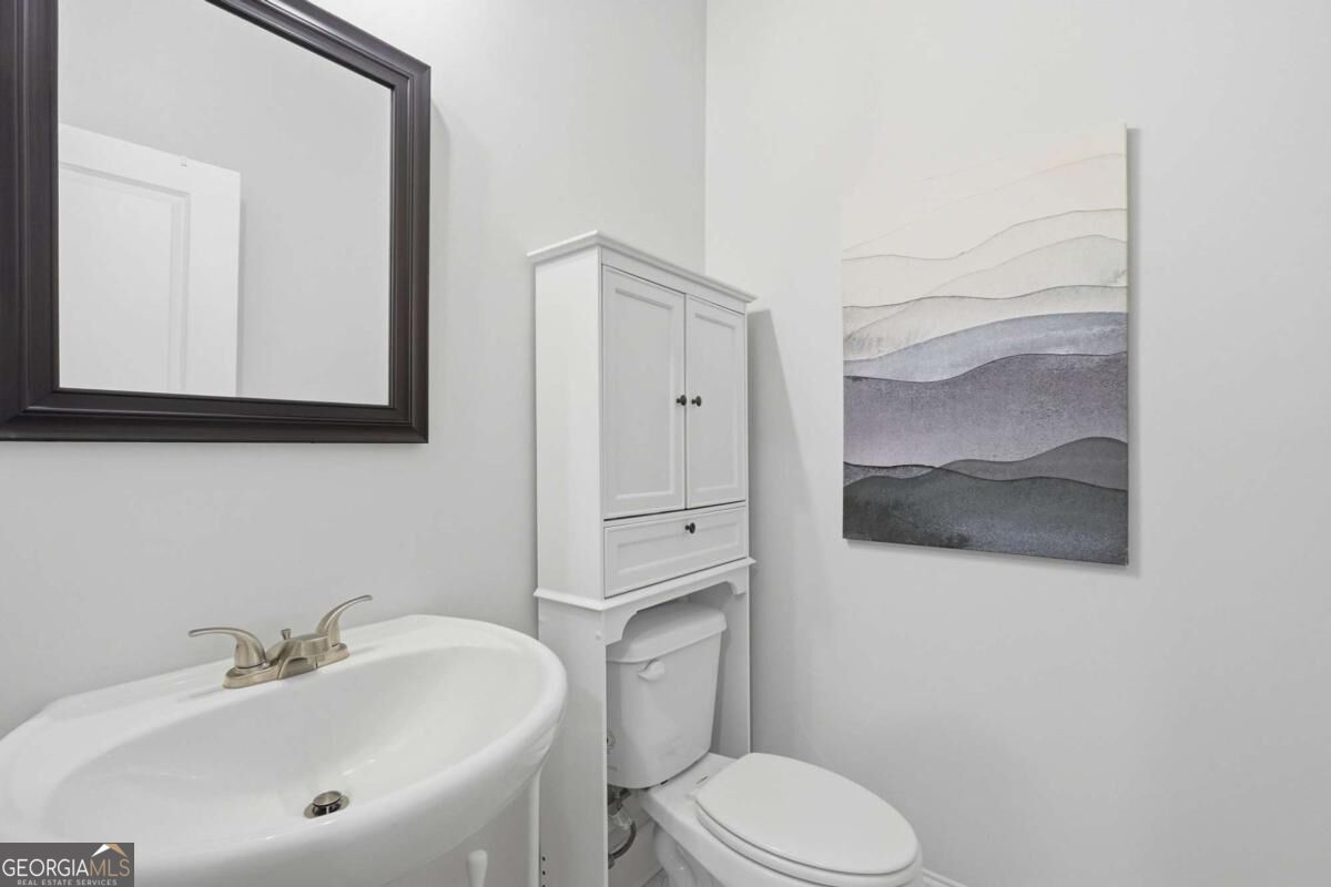 1242 Ainsworth Alley Property Photo 38
