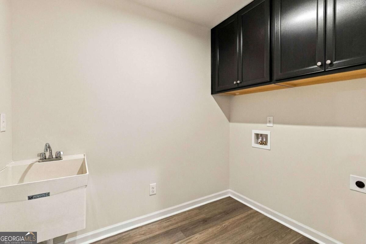 140 Marchmont Drive Property Photo 34