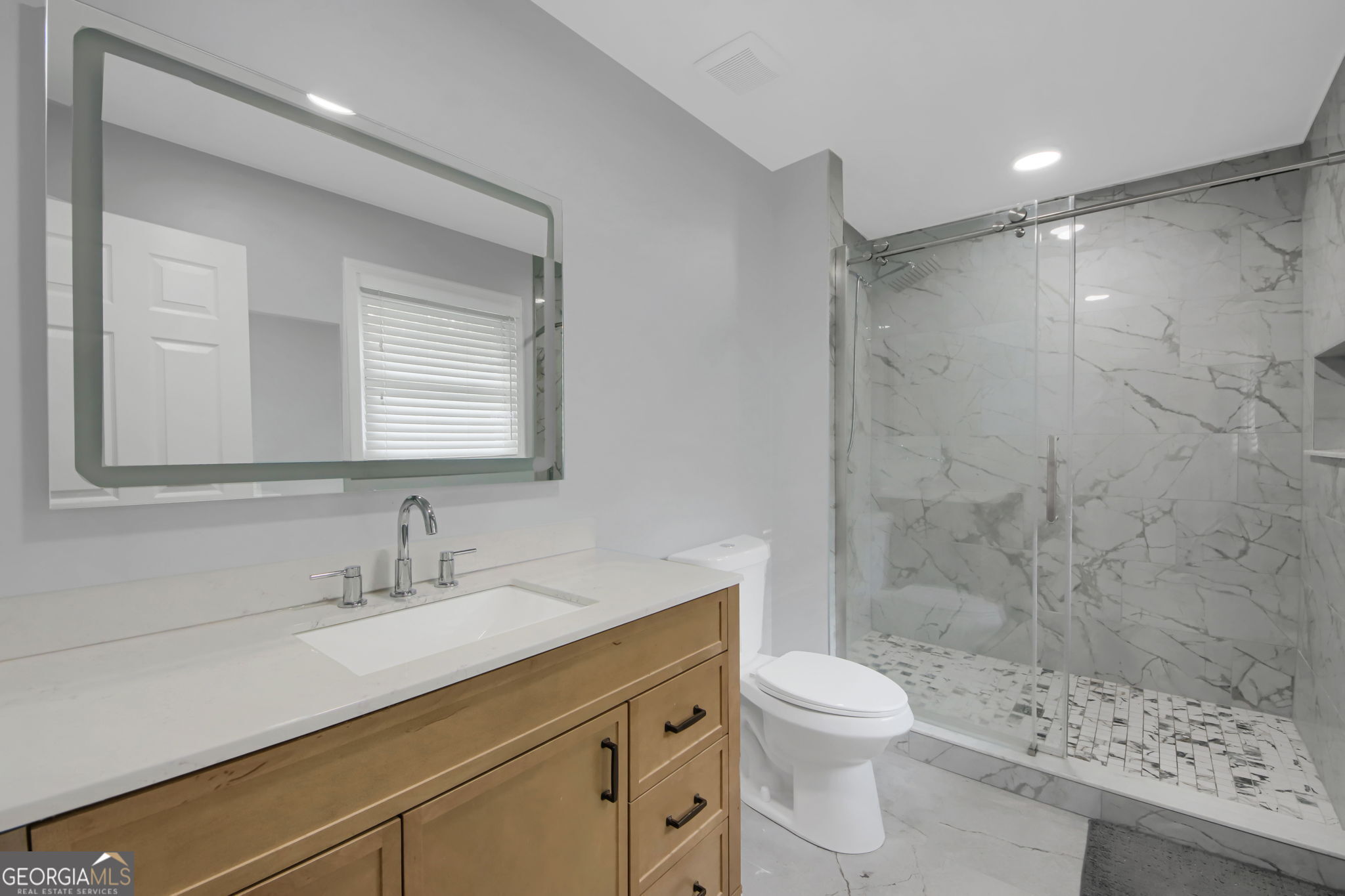68 Christine Drive Property Photo 18
