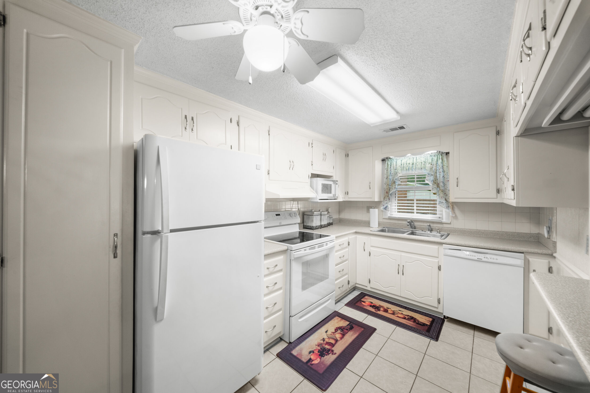 104 Irwin Drive Property Photo 16
