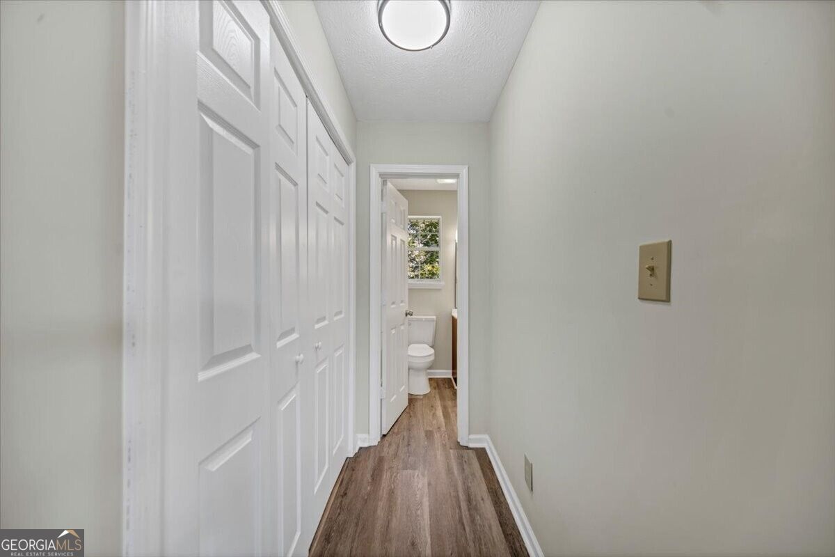 737 Carlton Street Se Property Photo 18