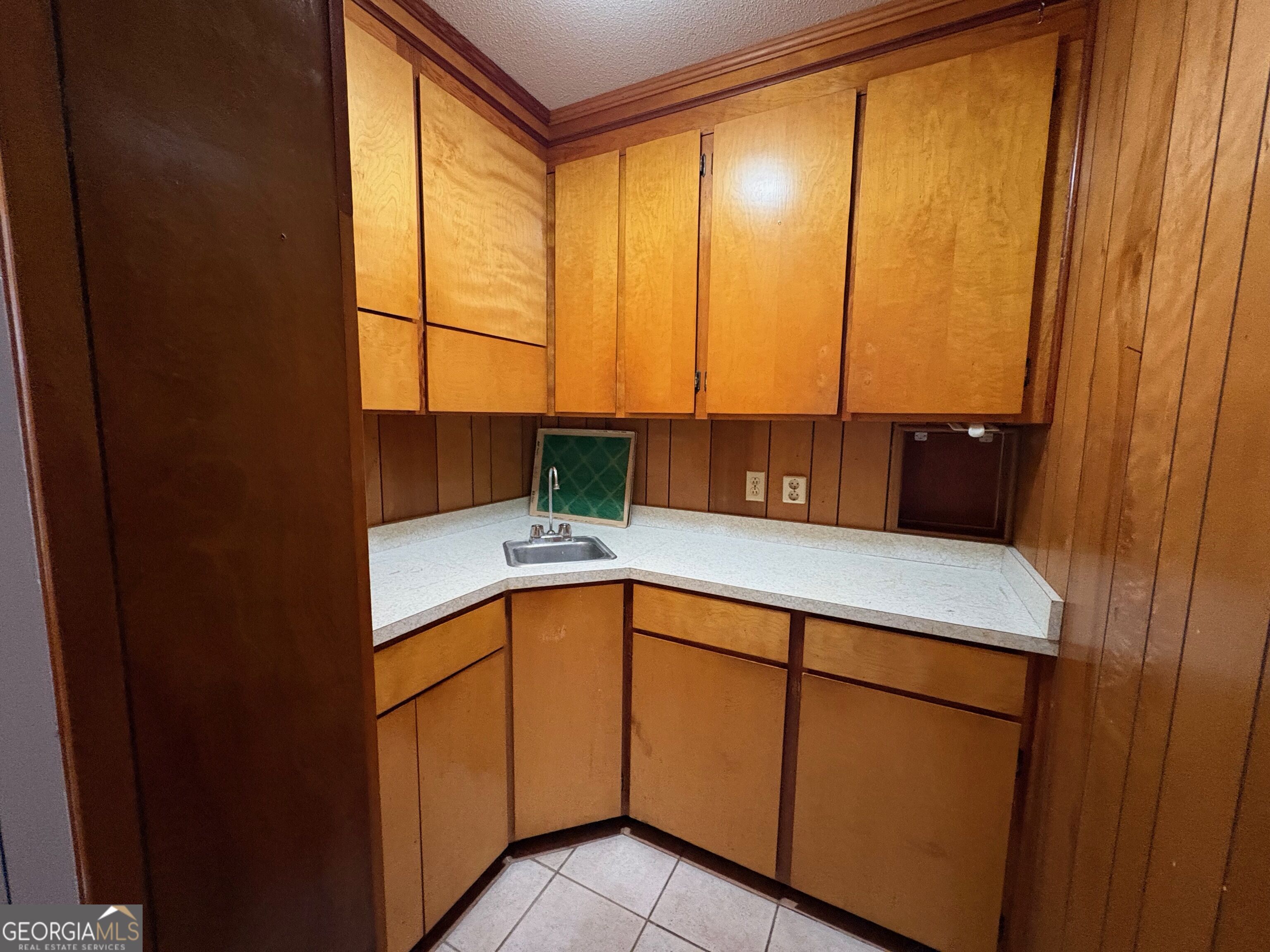100 Cherry Street Property Photo 7
