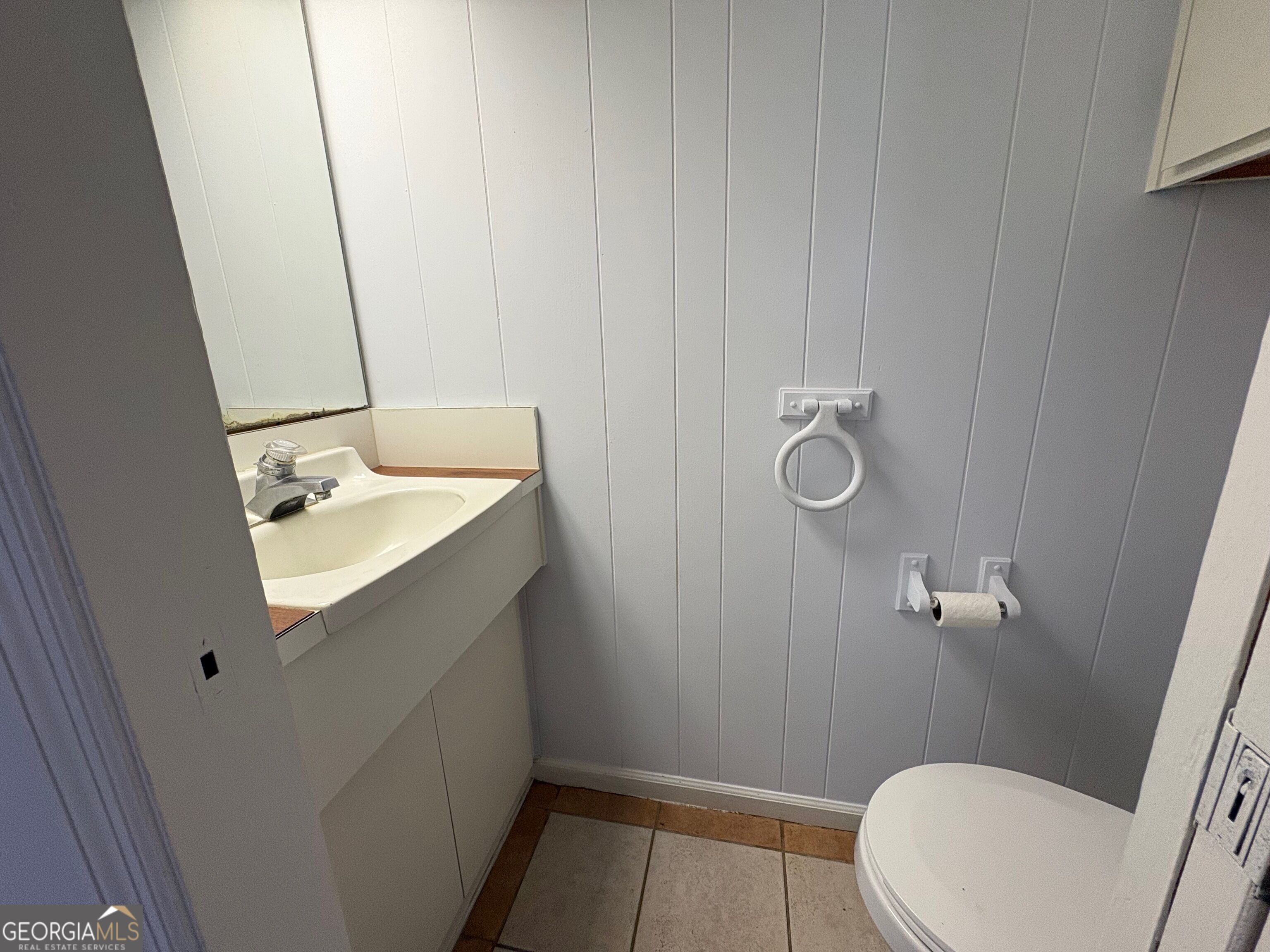100 Cherry Street Property Photo 8