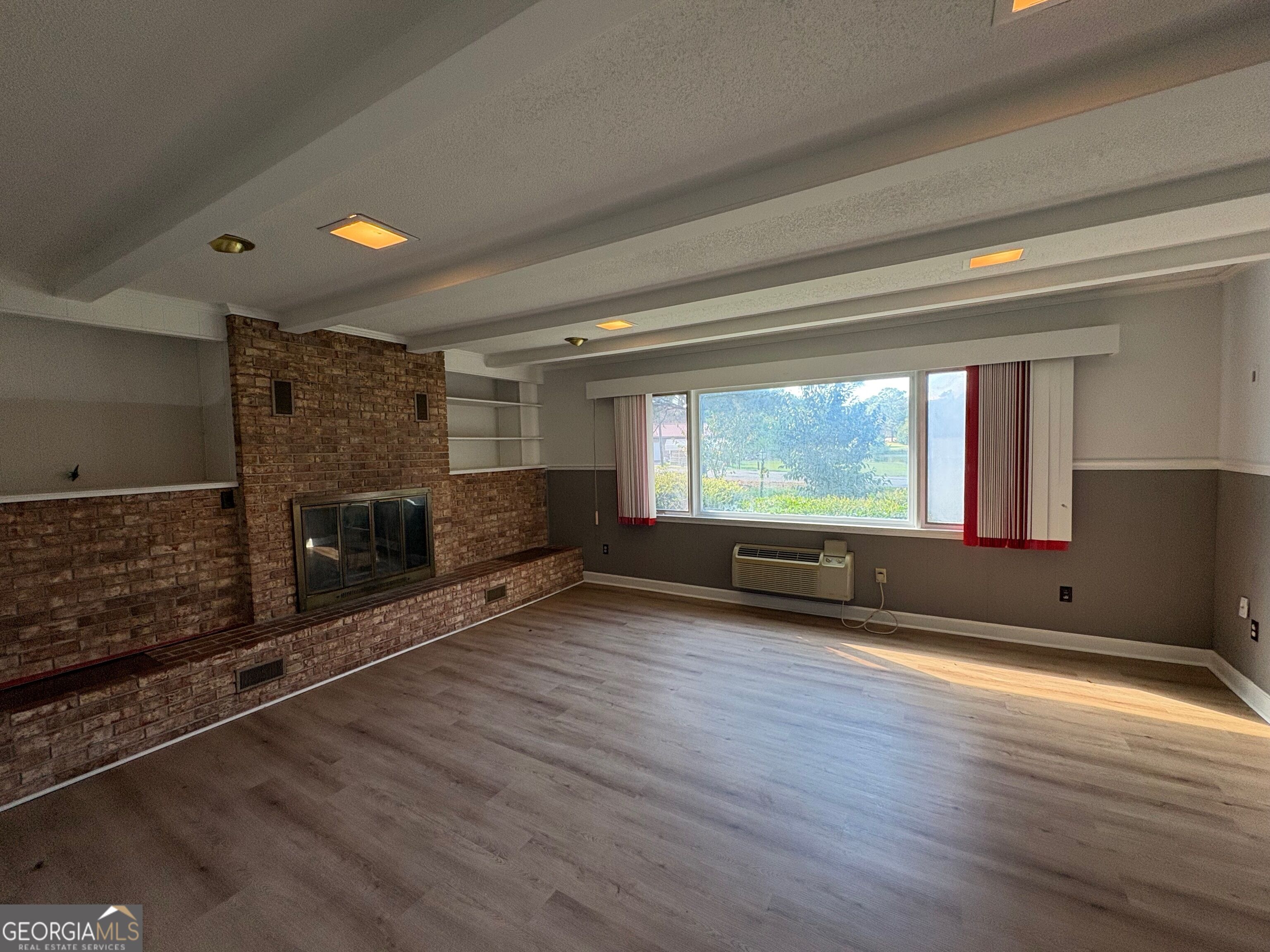 100 Cherry Street Property Photo 19