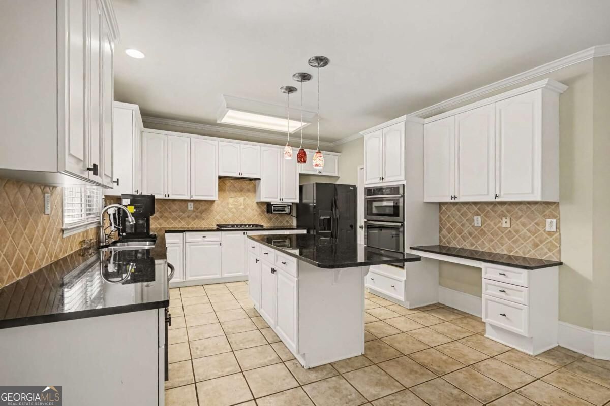 1395 Cresthaven Lane Property Photo 10