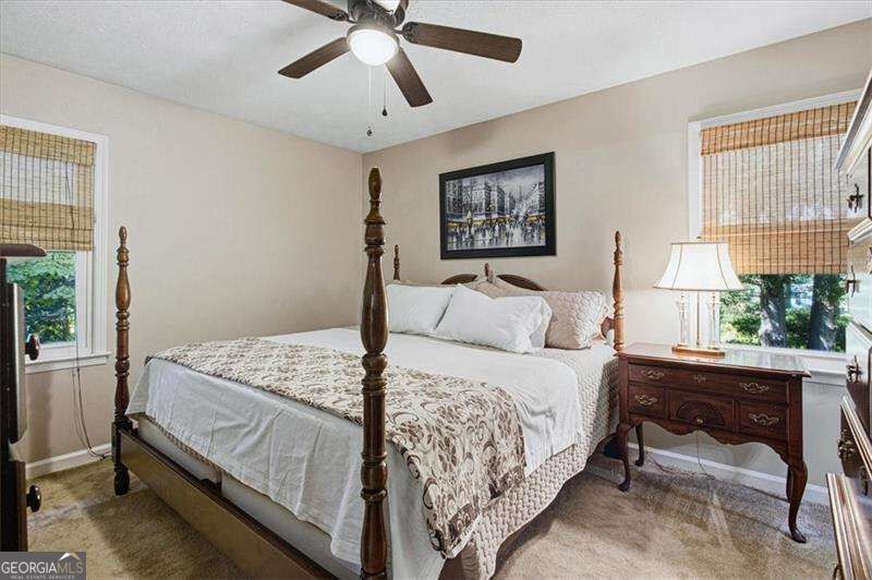 669 Foxcliffe Court Se Property Photo 14