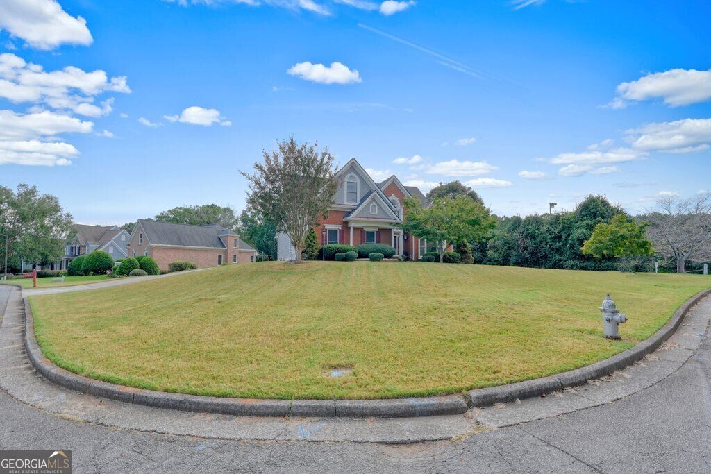 1200 Fenmore Hall Property Photo 3