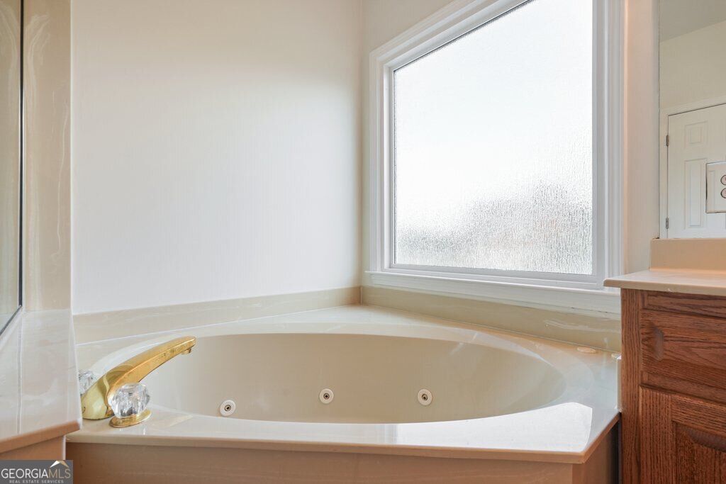 1200 Fenmore Hall Property Photo 34
