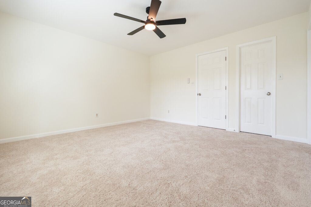 1200 Fenmore Hall Property Photo 40