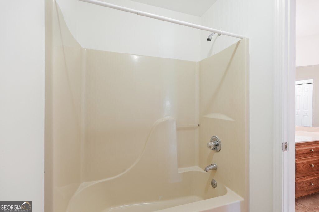1200 Fenmore Hall Property Photo 43