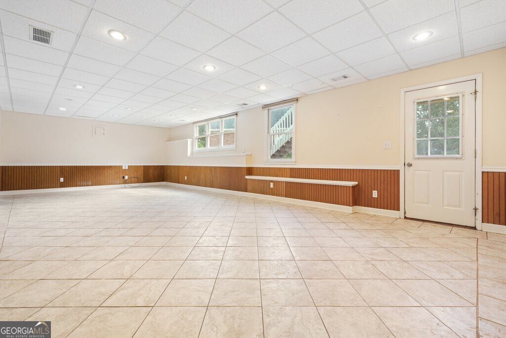 1200 Fenmore Hall Property Photo 51