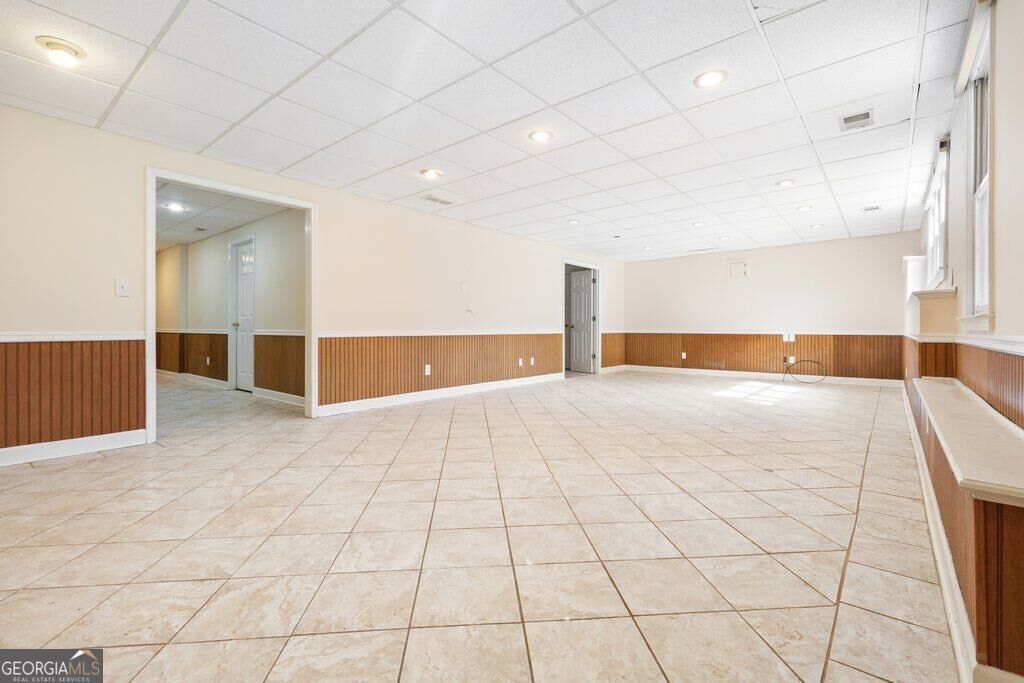 1200 Fenmore Hall Property Photo 52