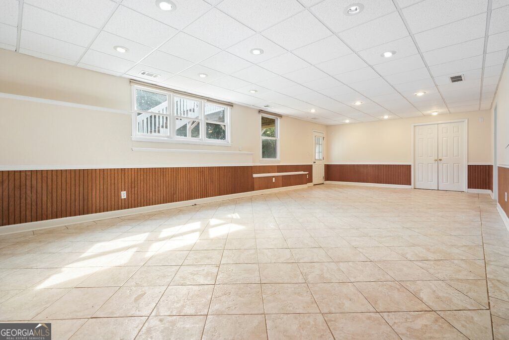 1200 Fenmore Hall Property Photo 53