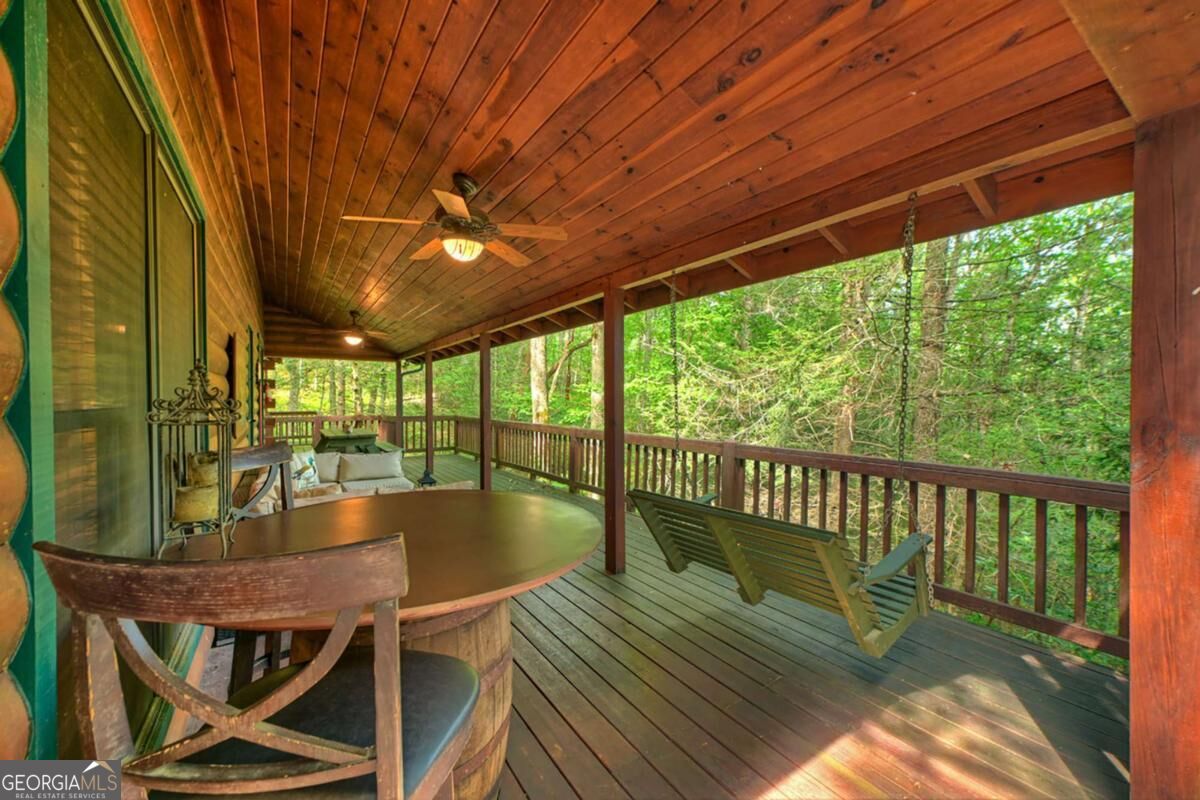 381 Icy Lane Property Photo 21