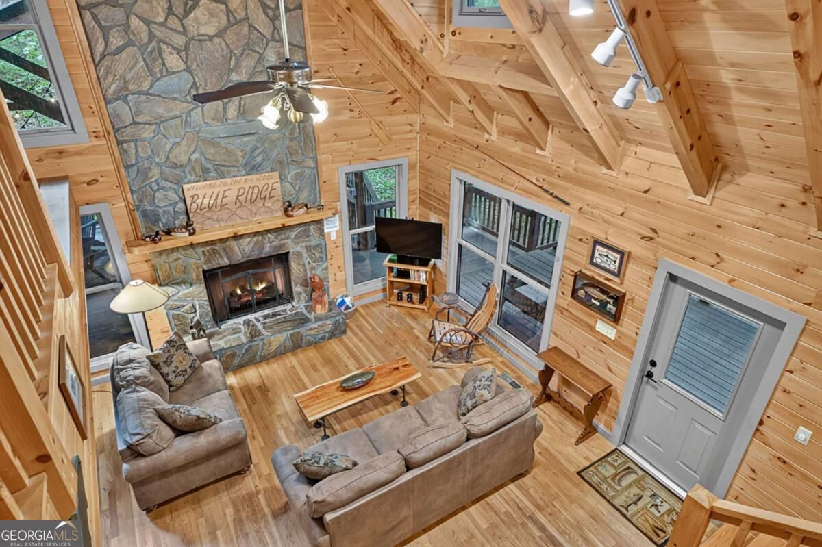 381 Icy Lane Property Photo 34