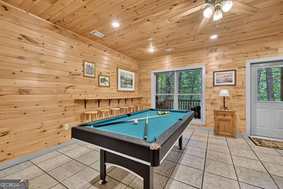 381 Icy Lane Property Photo 42
