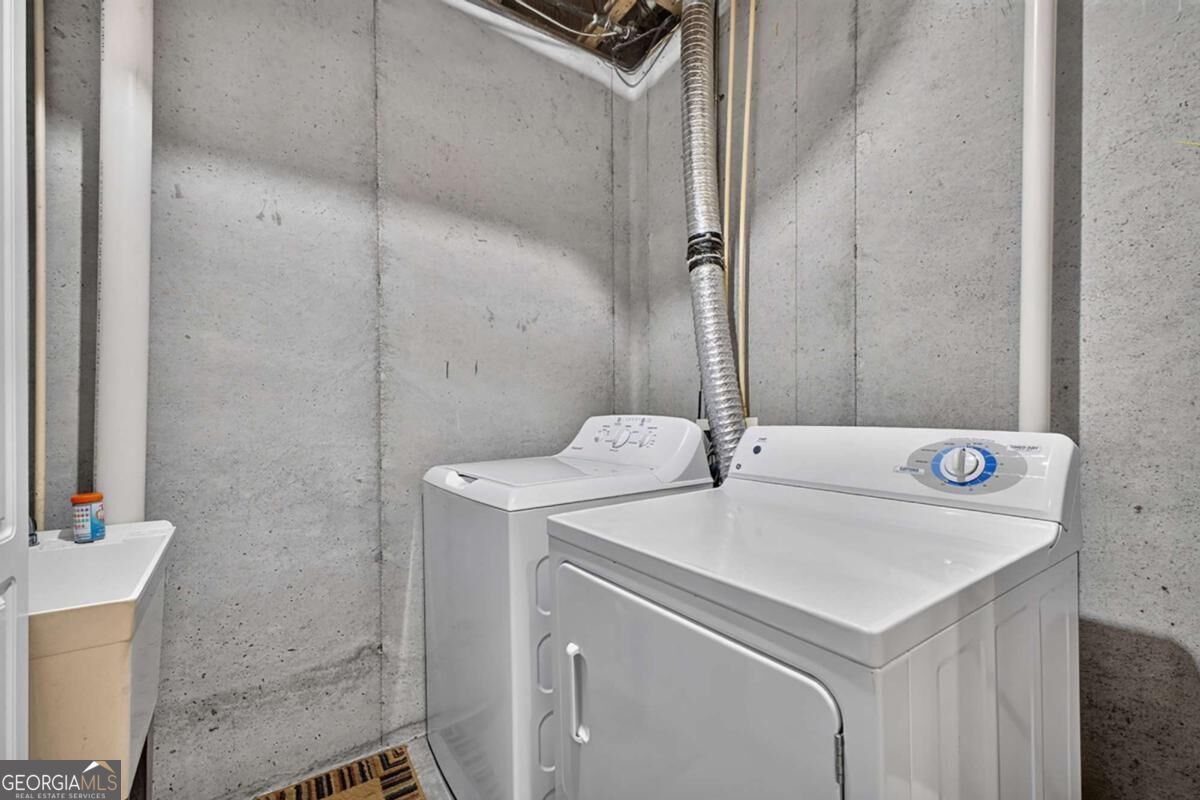 381 Icy Lane Property Photo 48
