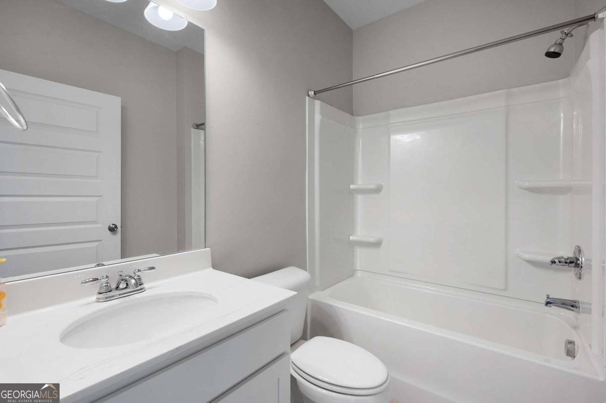 304 Benstone Drive Ne Property Photo 9