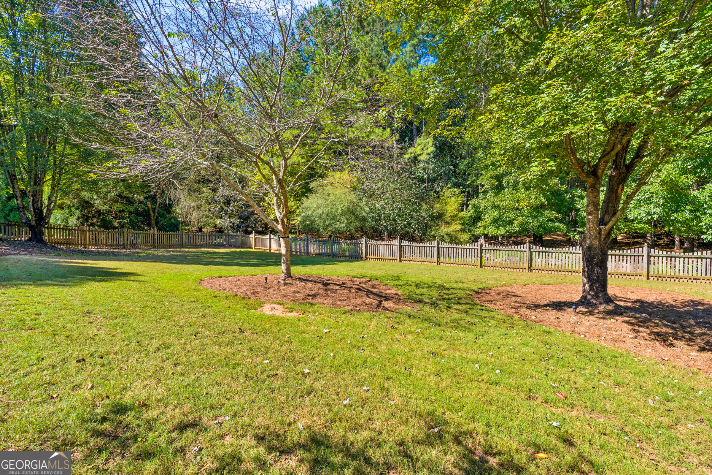 230 Rivergate Drive Property Photo 4