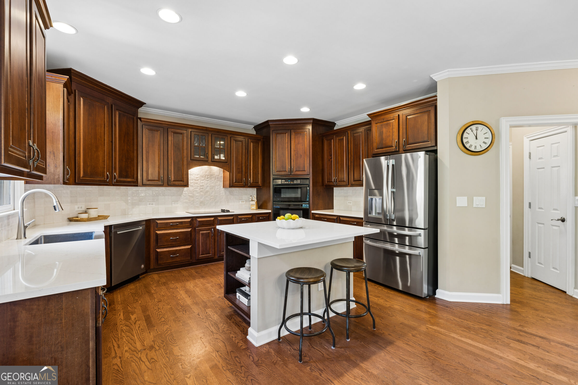 230 Rivergate Drive Property Photo 14