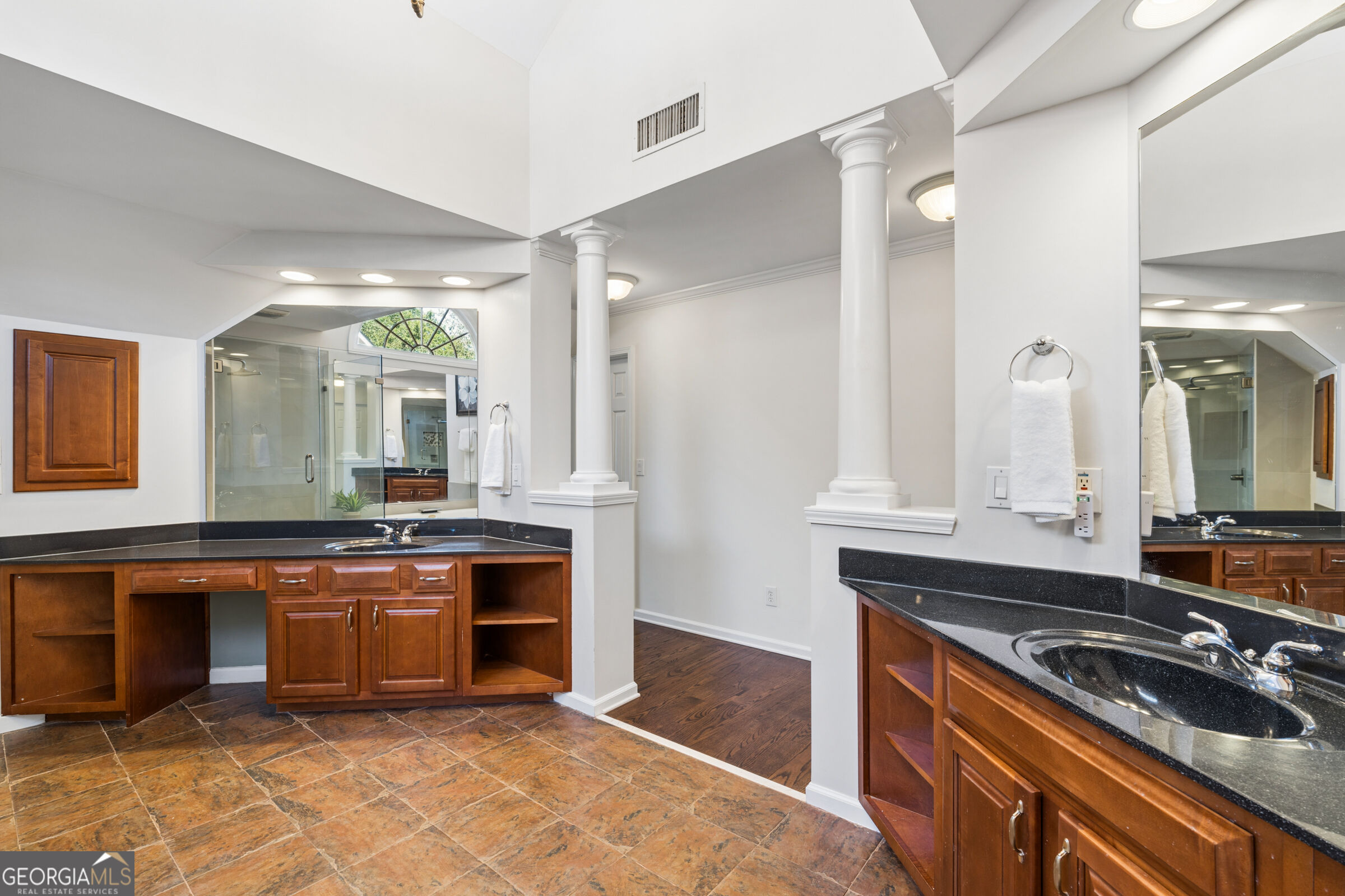 230 Rivergate Drive Property Photo 19