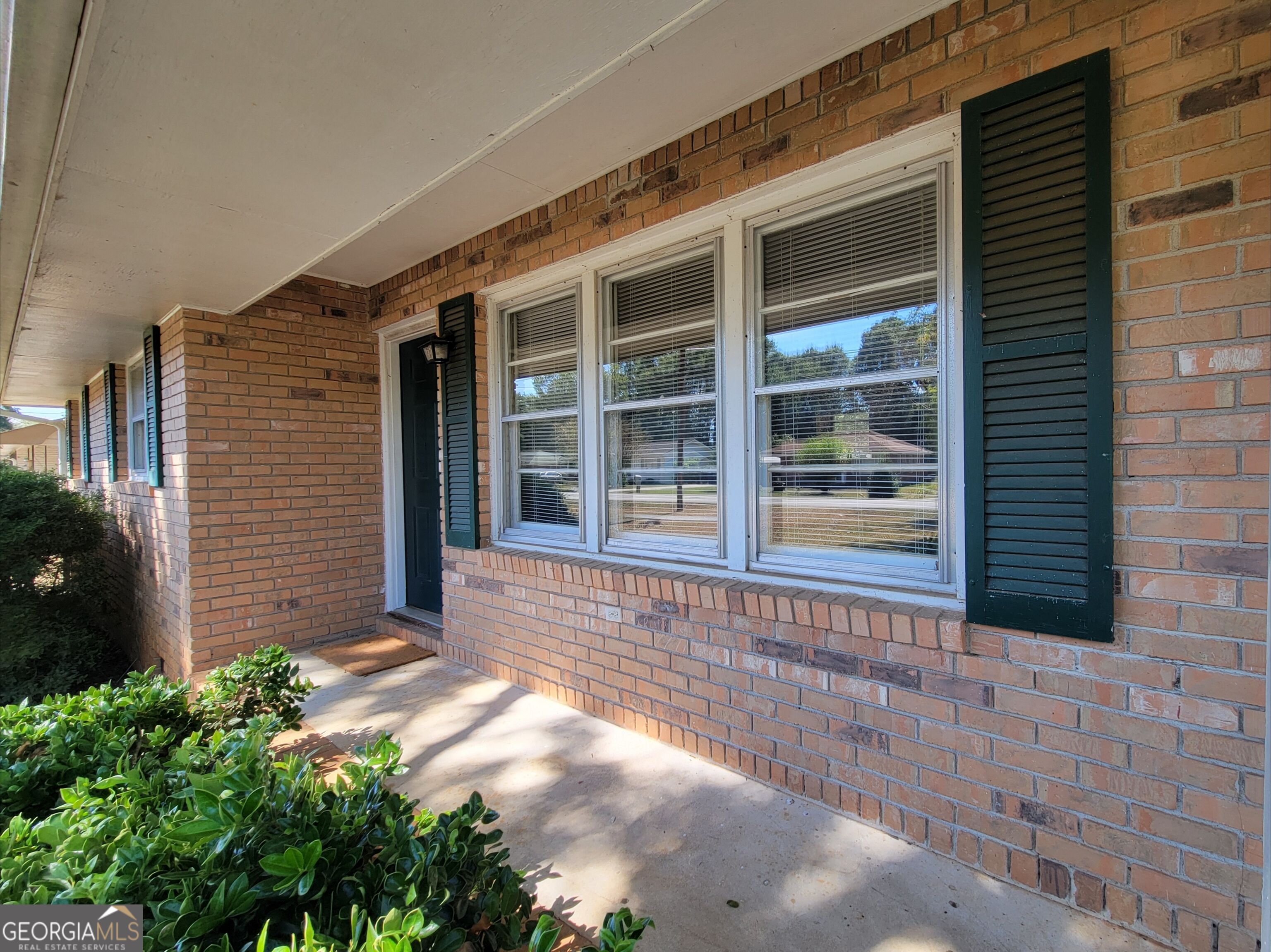300 Nancy Street Property Photo 2
