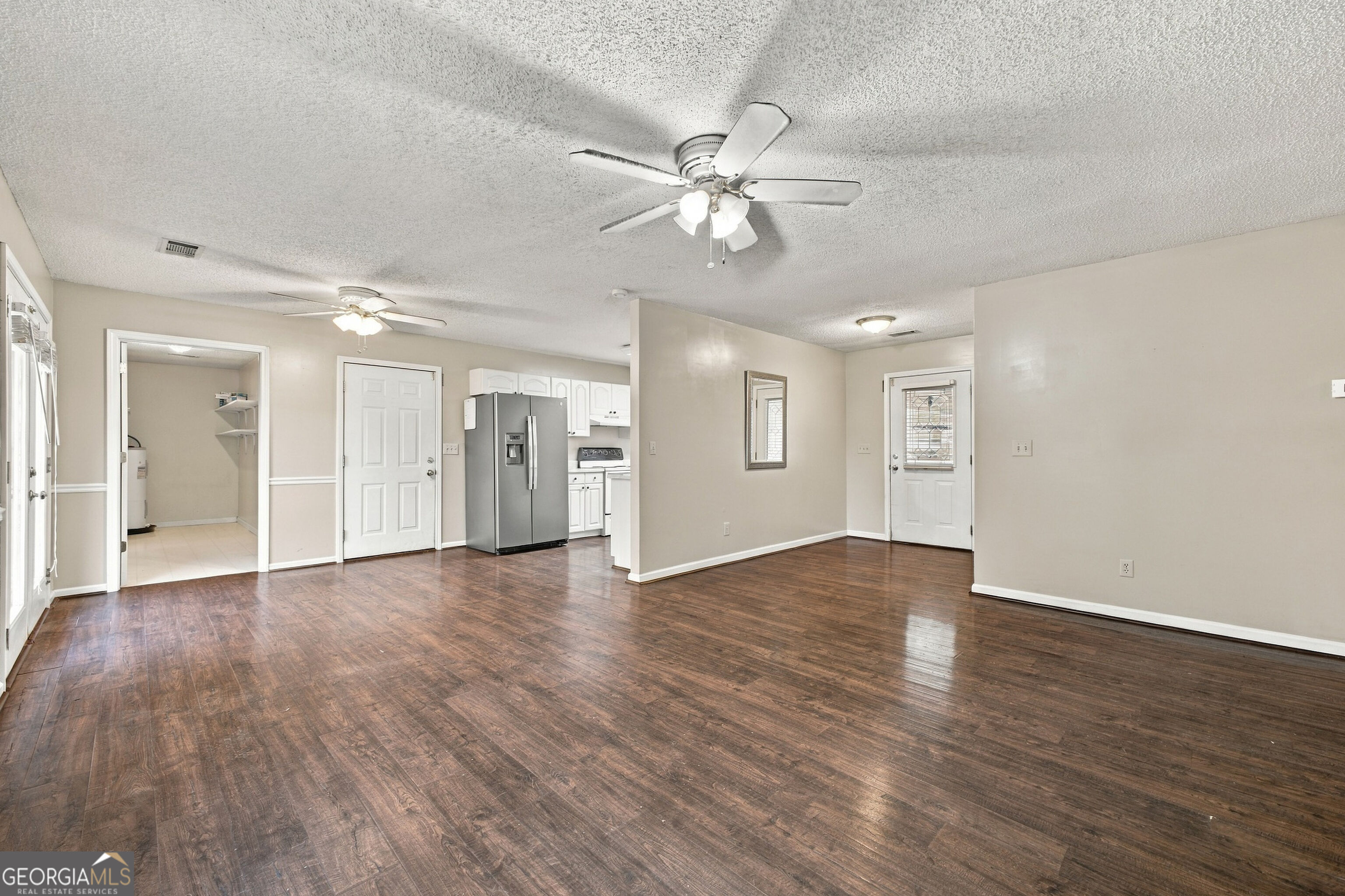 3 Doncaster Drive Ne Property Photo 3