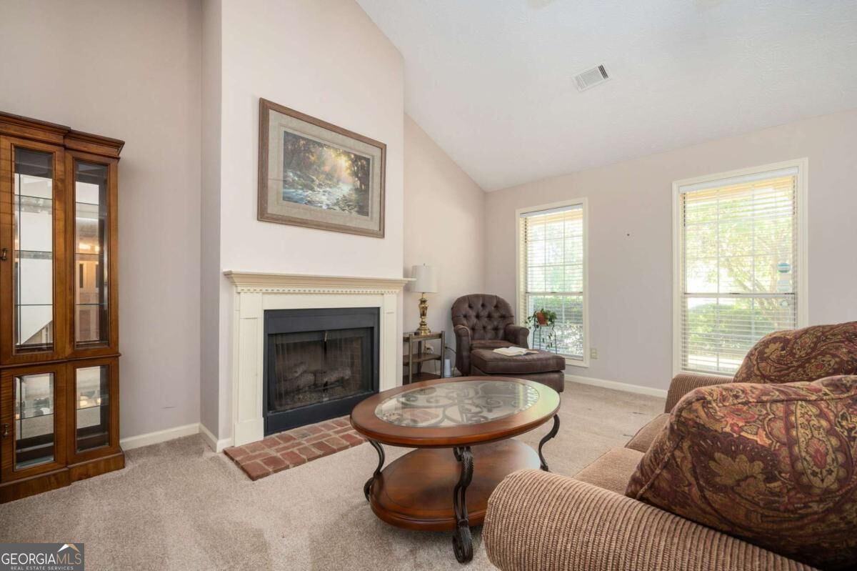 4015 Paloverde Drive Nw Property Photo 4