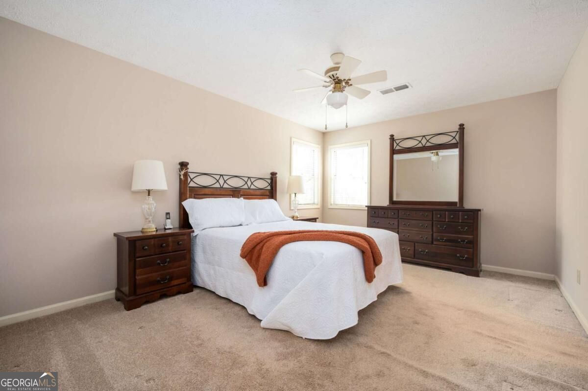 4015 Paloverde Drive Nw Property Photo 13