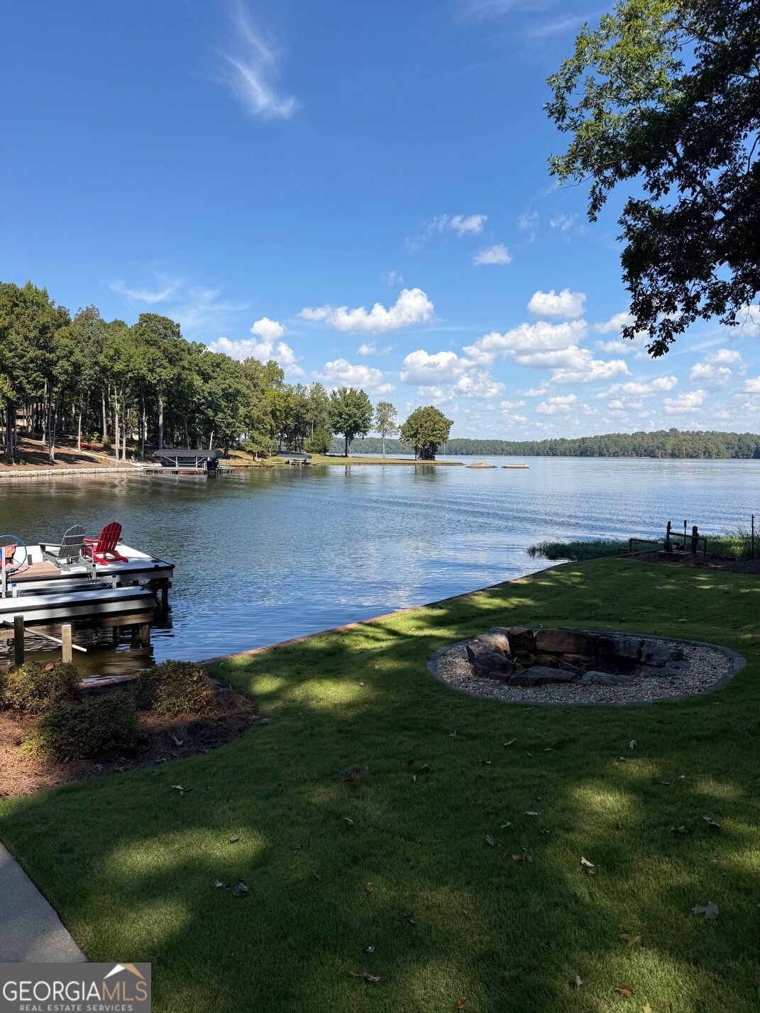 415 Long Shoals Drive Property Photo 22