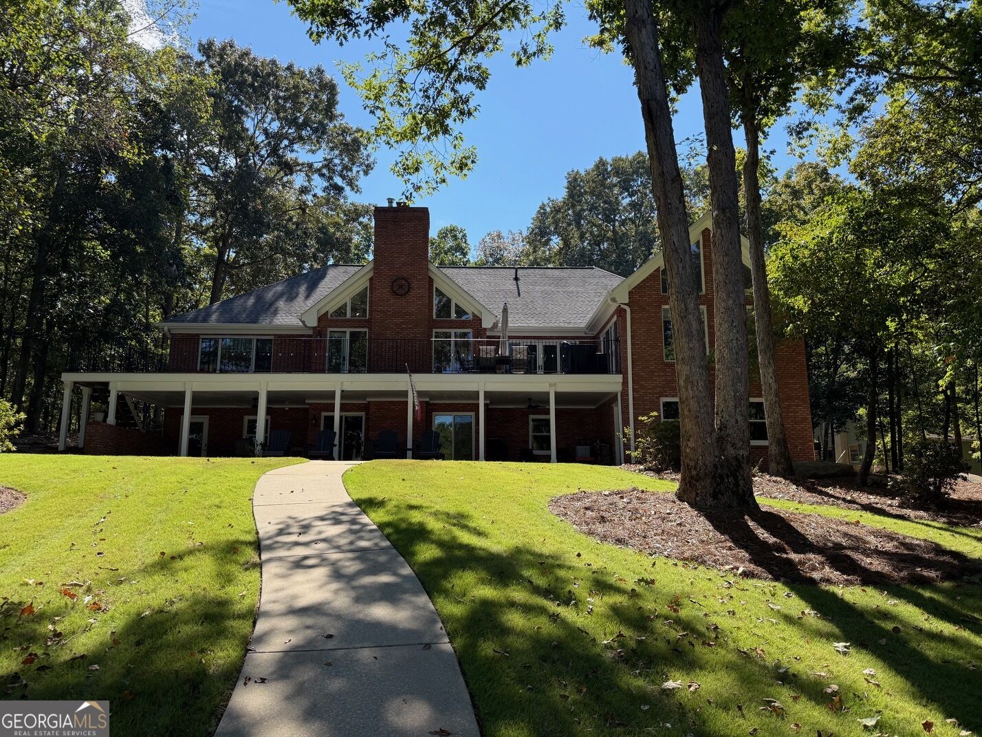415 Long Shoals Drive Property Photo 30