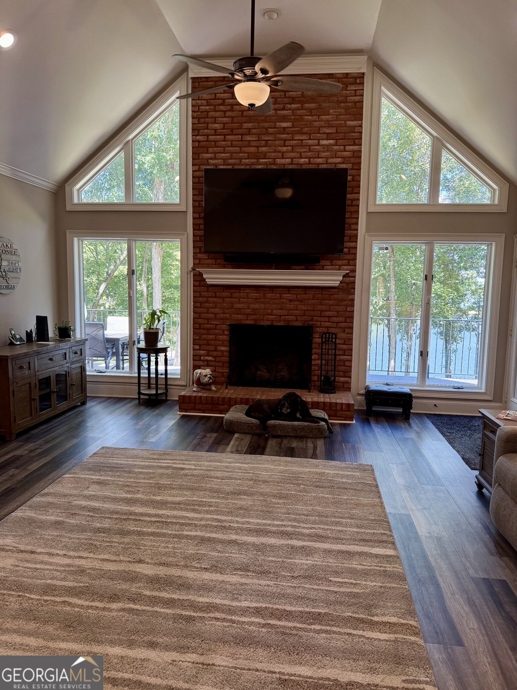 415 Long Shoals Drive Property Photo 33