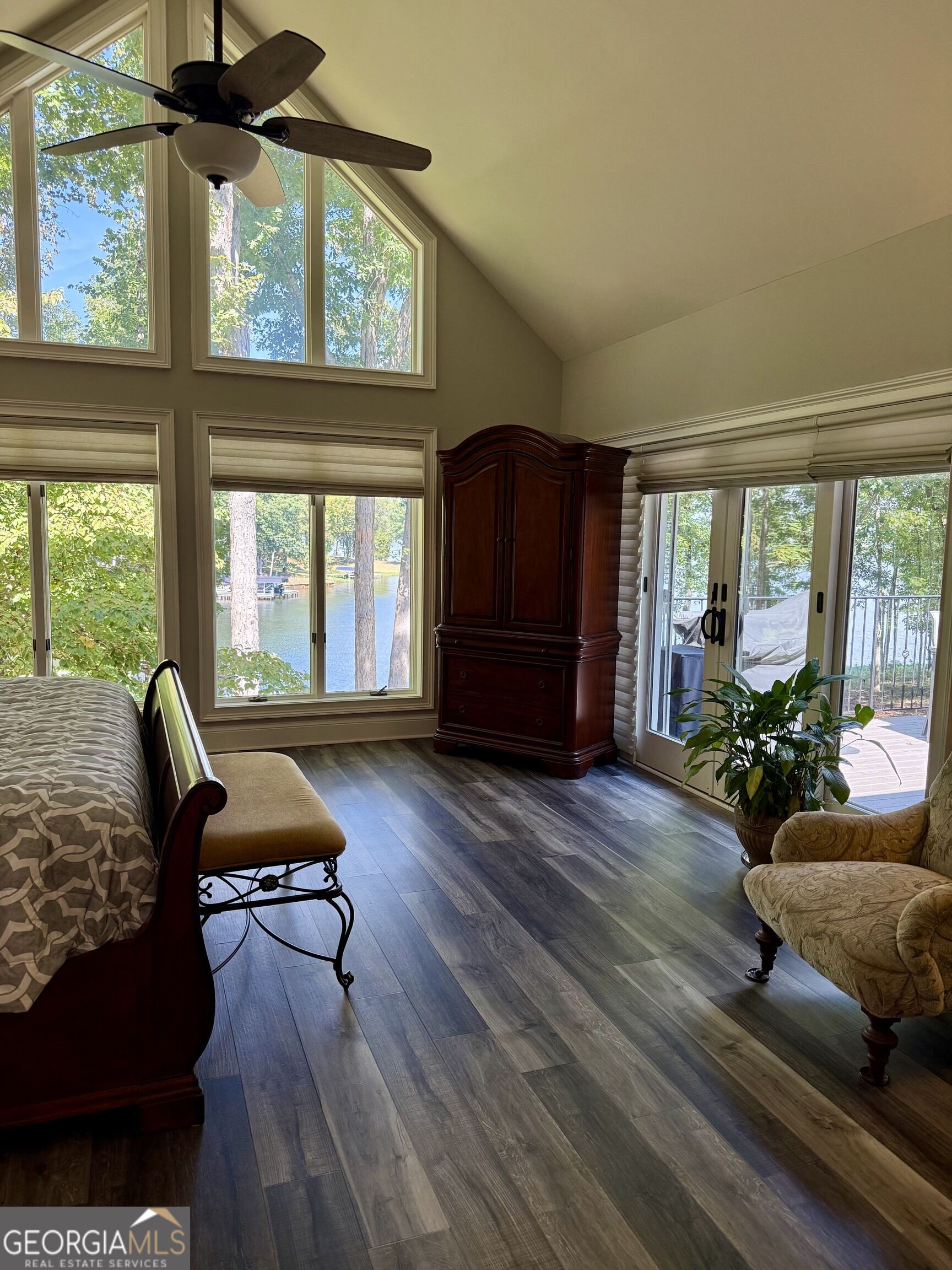 415 Long Shoals Drive Property Photo 45