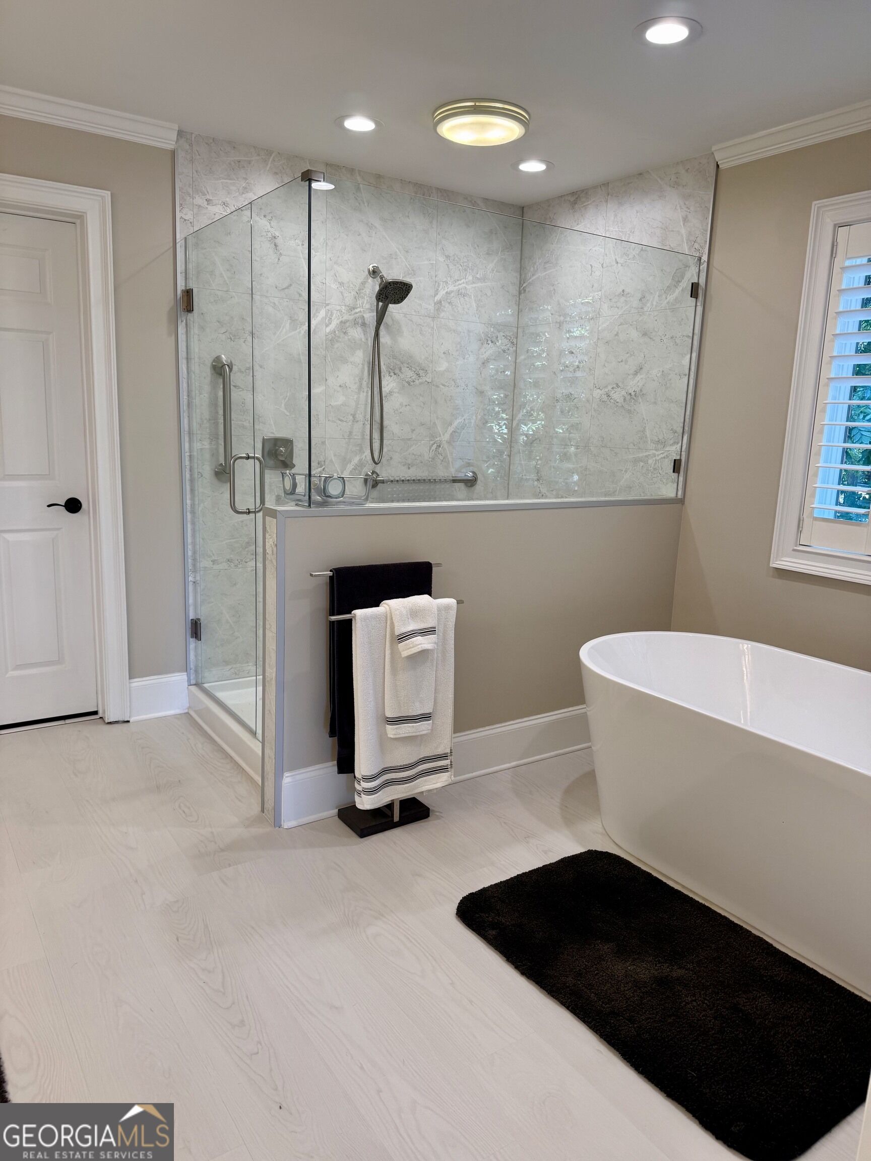 415 Long Shoals Drive Property Photo 46