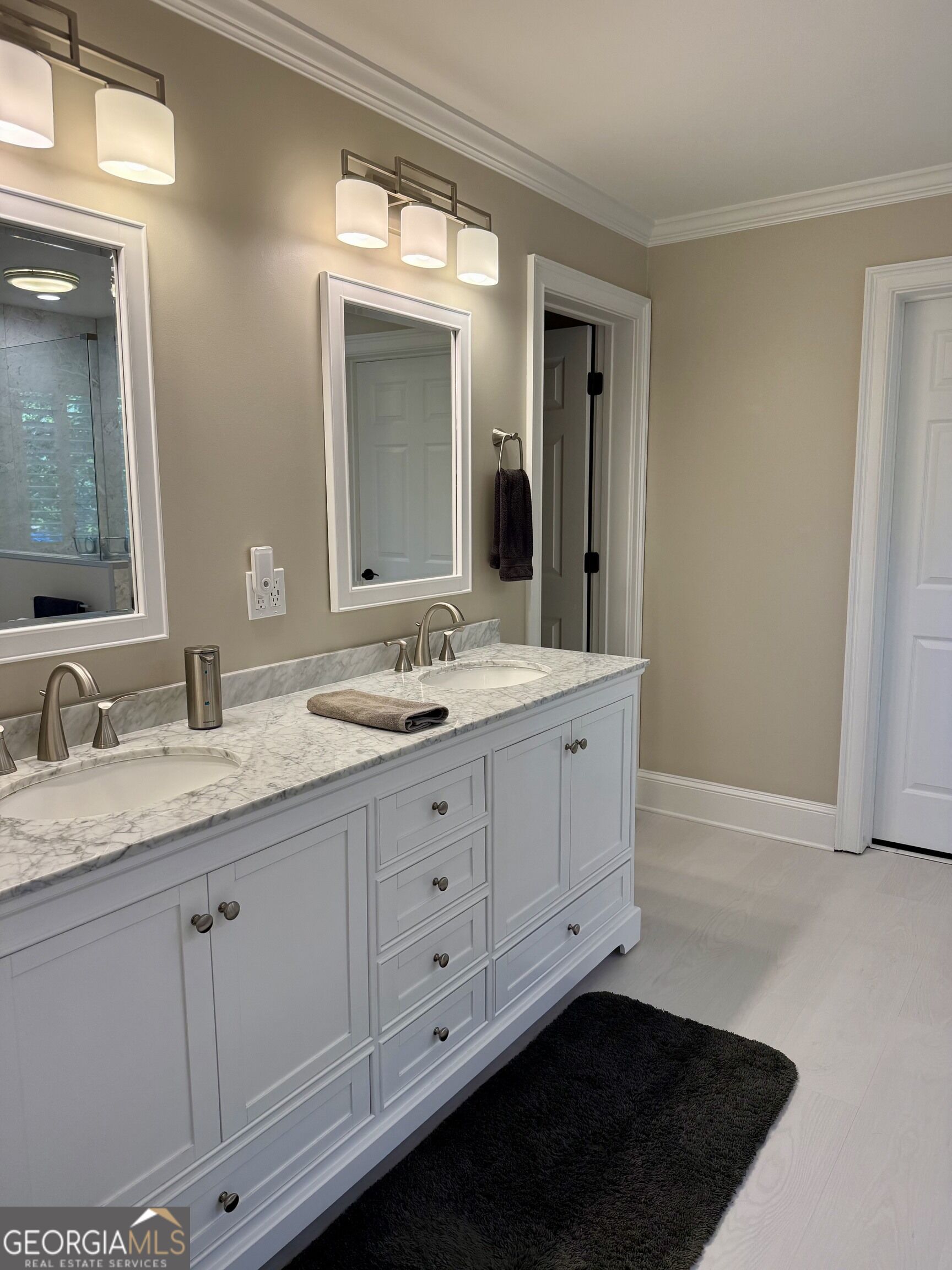 415 Long Shoals Drive Property Photo 47
