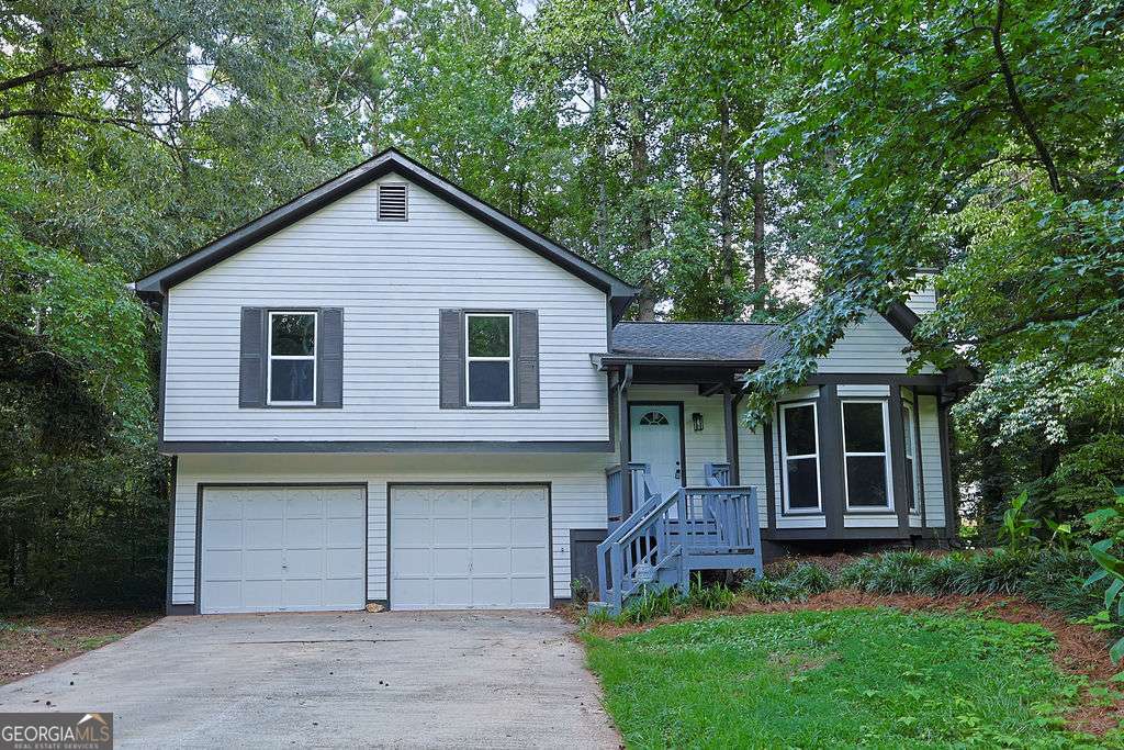 263 Sumer Lane N Property Photo 3