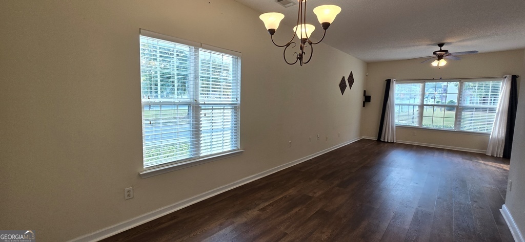 5472 Festival Av Avenue Property Photo 6