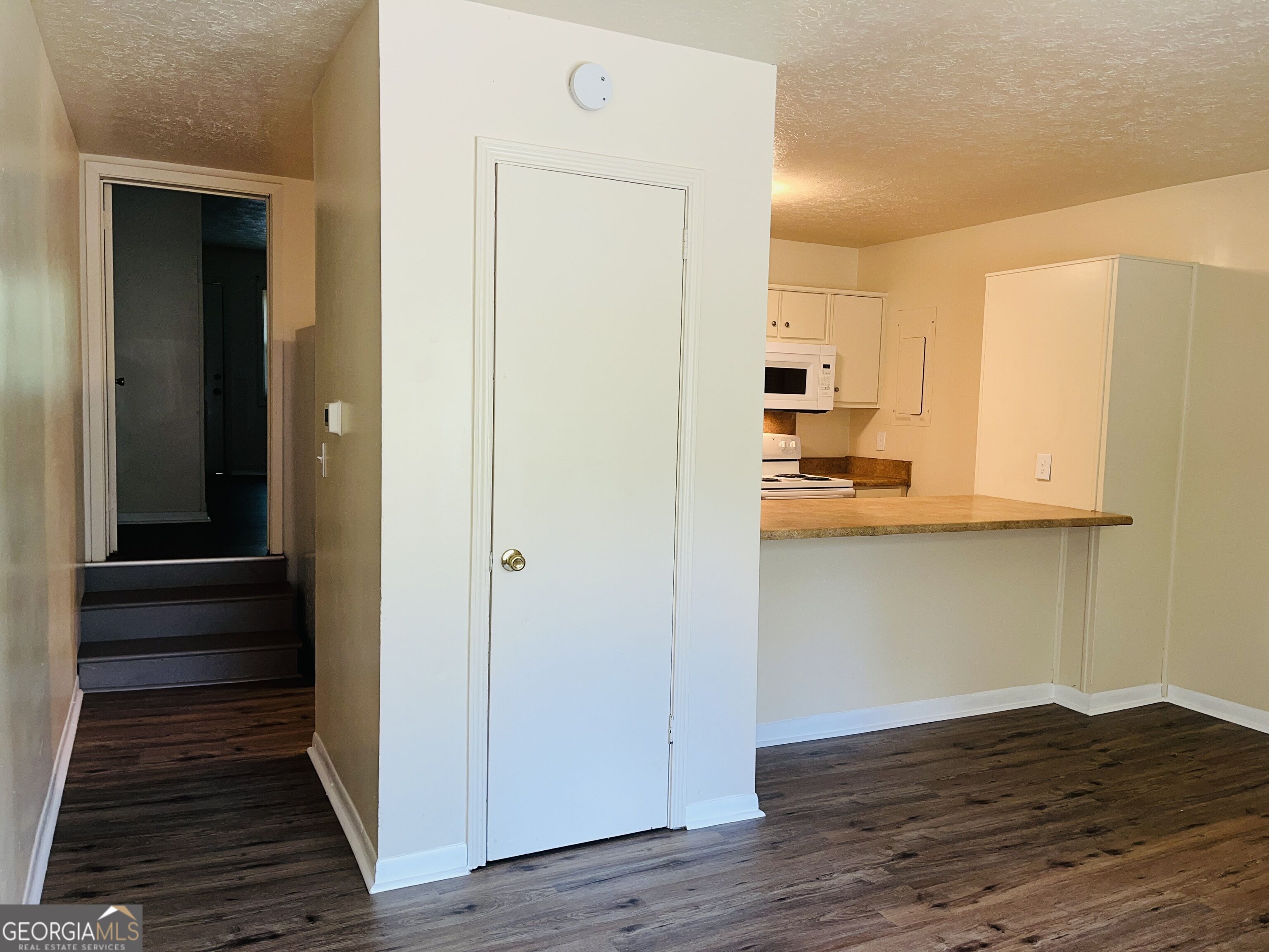 45 Westgate Drive # 6 Property Photo 15