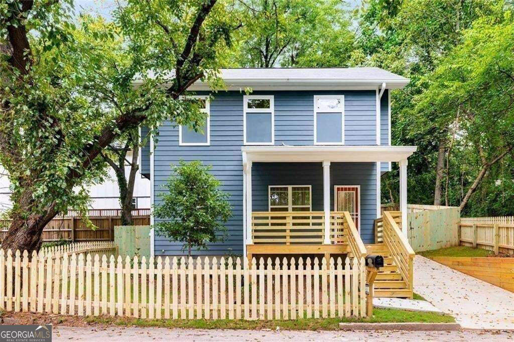 1631 Burton Street Se Property Photo 2