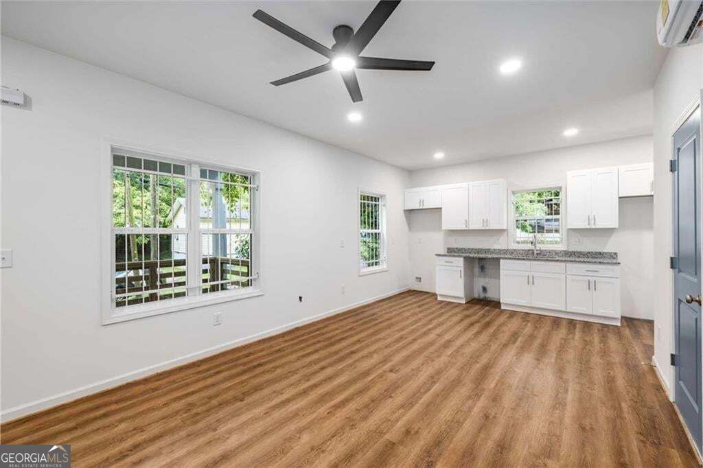 1631 Burton Street Se Property Photo 9