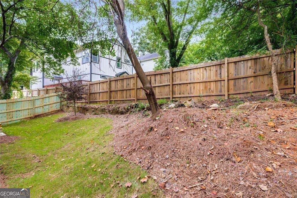 1631 Burton Street Se Property Photo 25