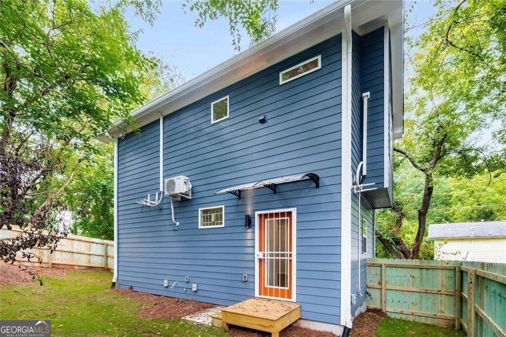 1631 Burton Street Se Property Photo 28