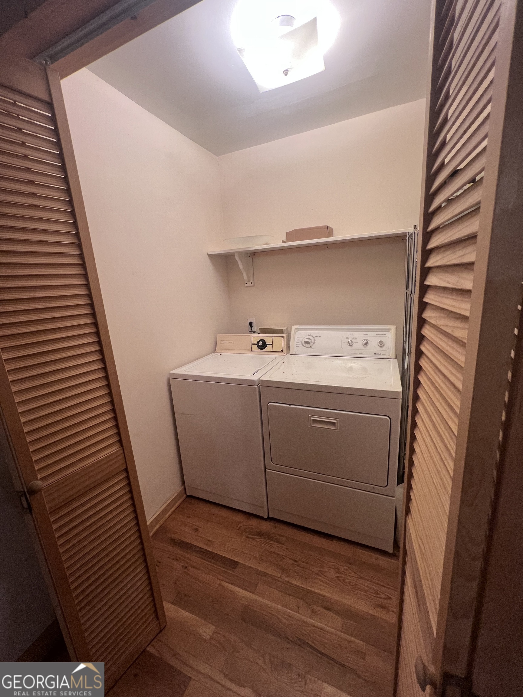 844 Shorewood Circle Property Photo 10
