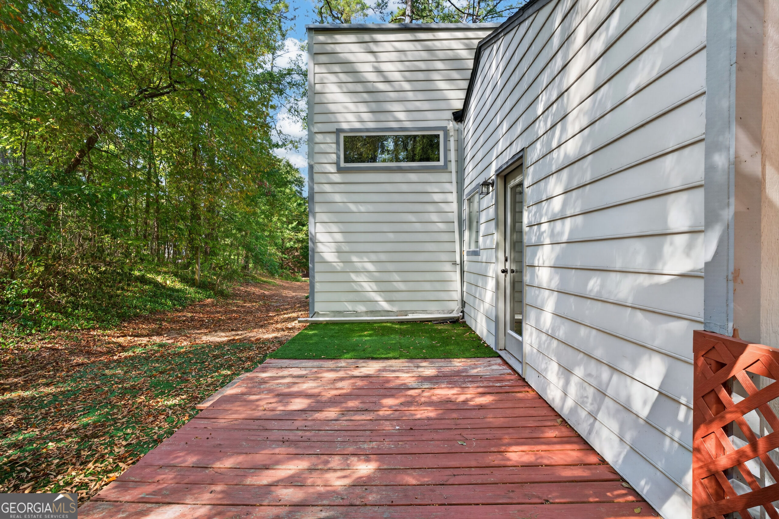 555 Glencove Drive Property Photo 51